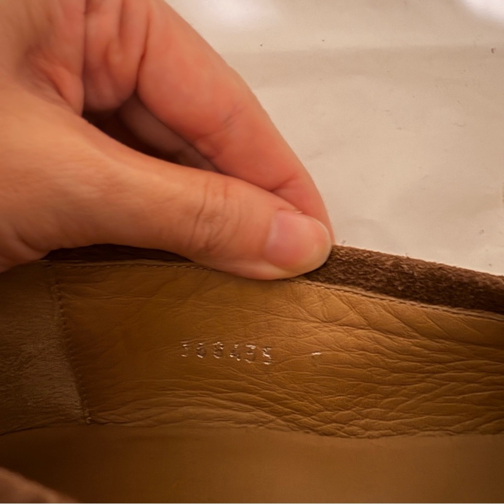 GUCCI tan suede loafers - Picture 9 of 10